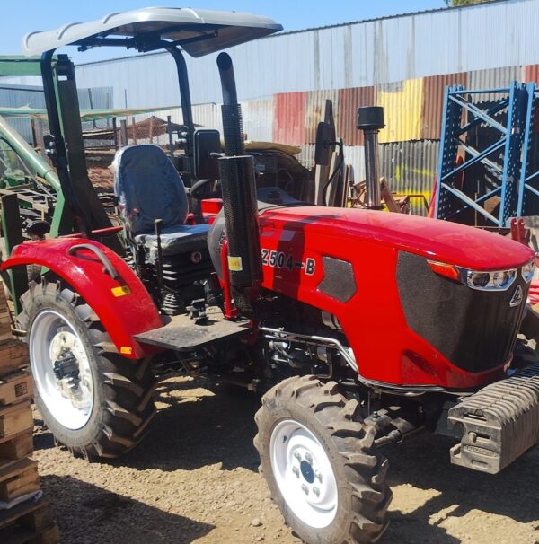Tractor Frutero Luzhong LZ504B 50 HP - Imagen 3